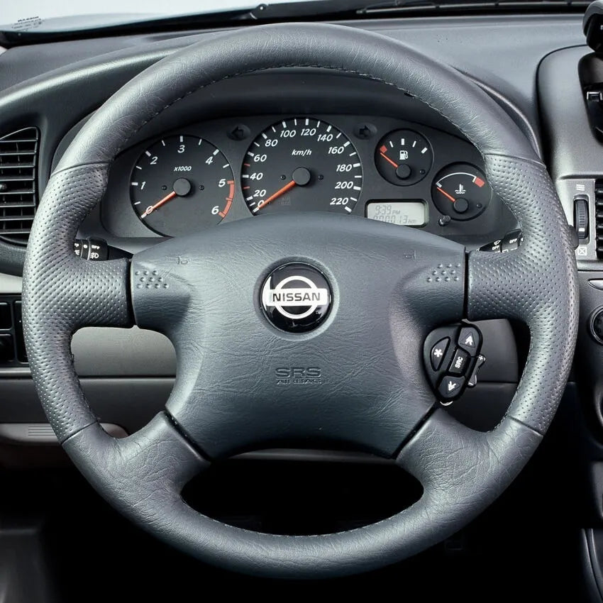 Steering Wheel Cover Kits for Nissan Almera X-Trail Terrano 2 Almera Tino Micra Primera Pulsar N16 2000-2003
