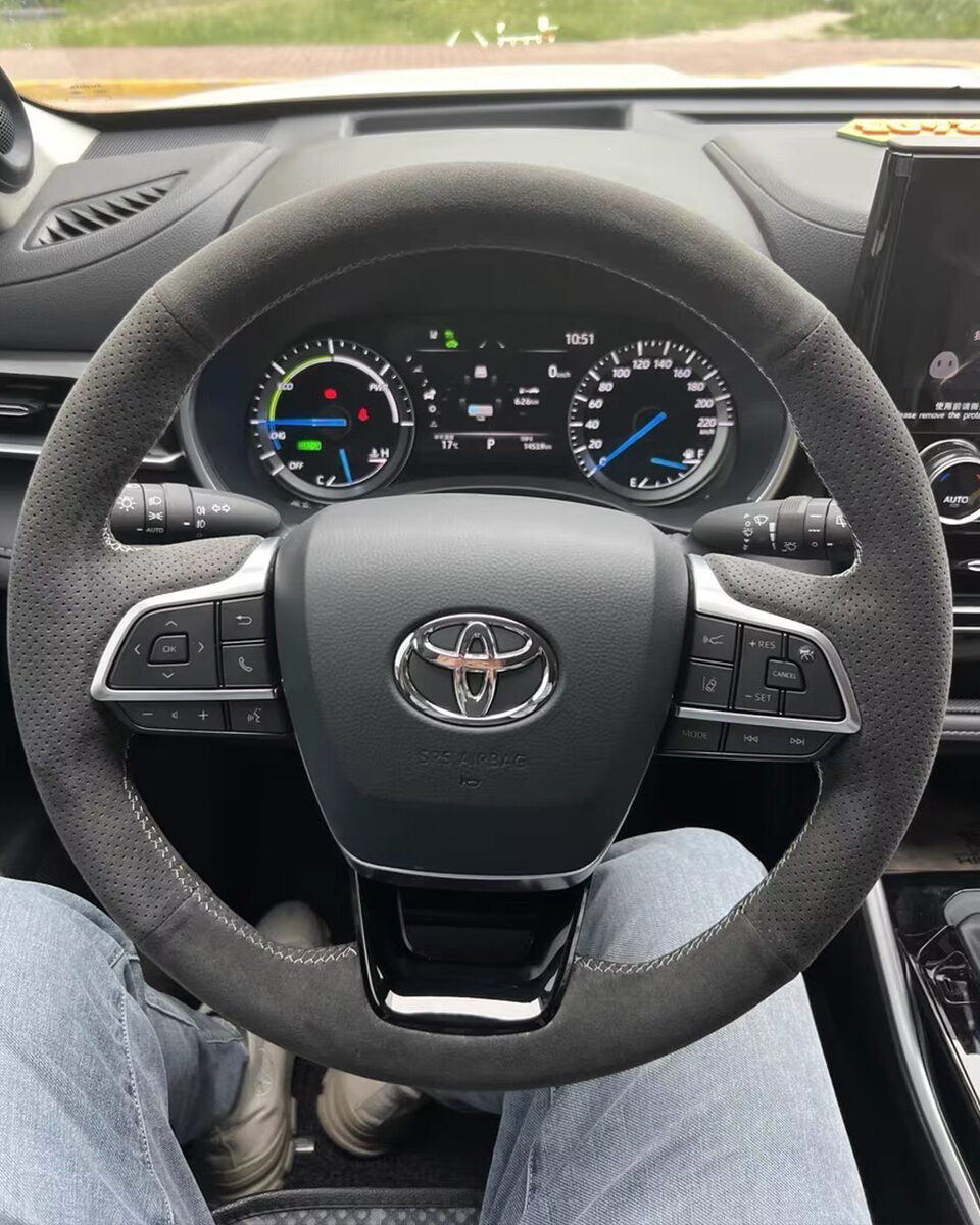 Toyota Highlander steering wheel with black Alcantara top and bottom and perforated side grips
